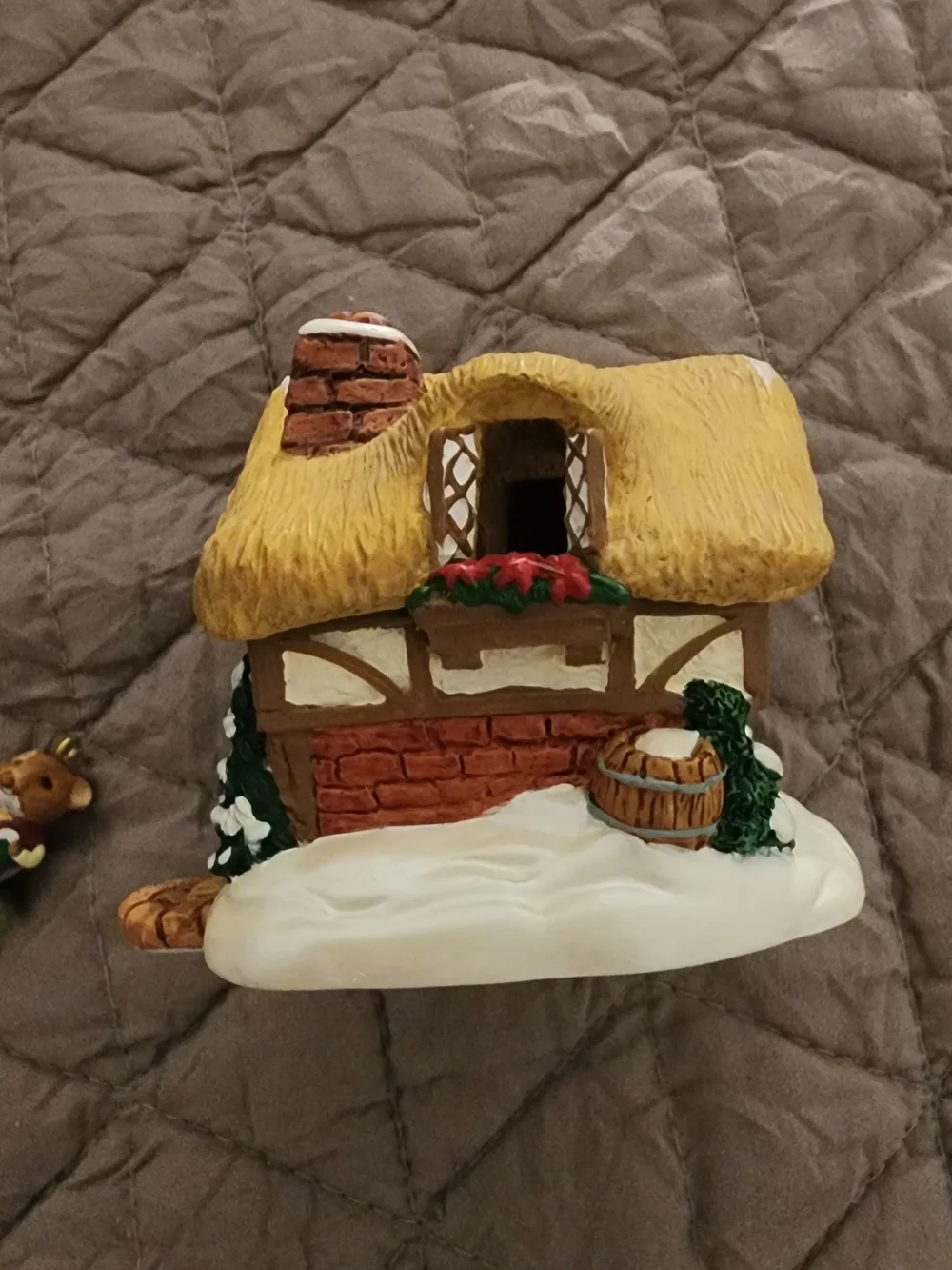 Hallmark - A Moustershire Christmas